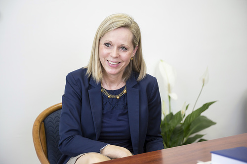 Dr. Wopera Zsuzsa