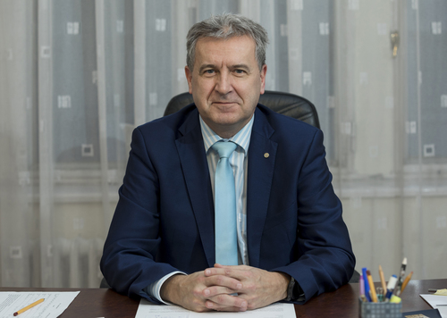 Dr. Hajnal Péter
