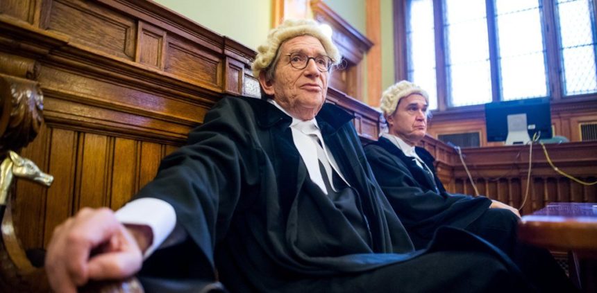 Színház a Fővárosi Törvényszéken – Egy unikális kulturális kezdeményezés! – A vád tanúja című előadást a Játékszín viszi a tárgyalóterembe