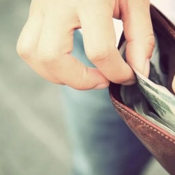 Baráti kölcsön – Miért érdemes írásos szerződést kötni még akár egy családtaggal is?
