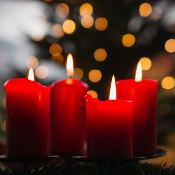 Harang csendül… – Áldott, Meghitt Karácsonyi Ünnepet kívánunk Olvasóinknak!