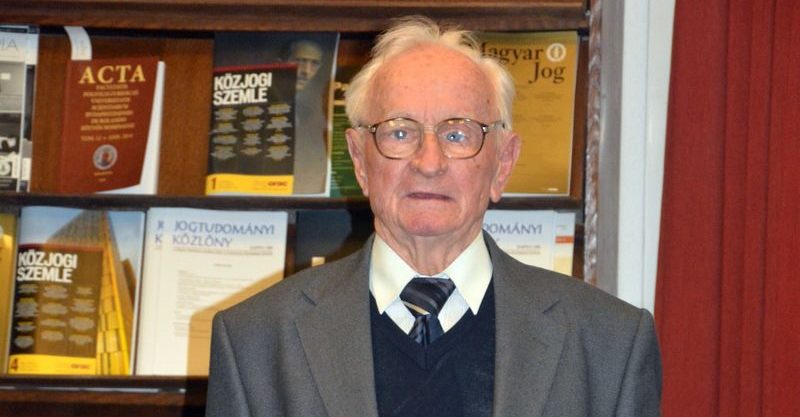 Jogtudós a politikatudomány szolgálatában – Életének 96. évében elhunyt Schmidt Péter volt alkotmánybíró
