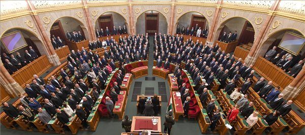 Megalakult az új Országgyűlés – A 2018-ban alakult kormány megbízatása megszűnt