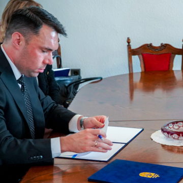 Interjú Dr. Biró Marcellel, a Szabályozott Tevékenységek Felügyeleti Hatósága elnökével Interjú Dr. Biró Marcellel, a Szabályozott Tevékenységek Felügyeleti Hatósága elnökével