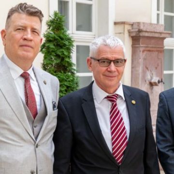 Új büntetőjog helyettese van a legfőbb ügyésznek – A Fővárosi Főügyészség élére is új vezetőt nevezett ki Polt Péter Új büntetőjog helyettese van a legfőbb ügyésznek – A Fővárosi Főügyészség élére is új vezetőt nevezett ki Polt Péter