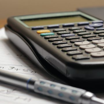 Váltsunk vagy maradjunk? – Részletesen az új kata-szabályozás adta lehetőségekről – ITT visszanézhetők a BKIK videokonferenciájának előadásai!