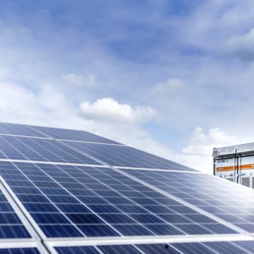 Szabad a microgrid! – Zöld út a lokális, felhasználók által üzemeltetett villamosenergia-hálózatok létesítésének – Jól járhatnak a cégek az új energetikai szabályozással!