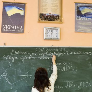 Kisebbségi jogfosztás Ukrajnában – Szeptembertől megszűnnek a nemzetiségi iskolák! – A magyar kormány nemzetközi intézményekhez fordult a kárpátaljai magyarok jogainak védelmében