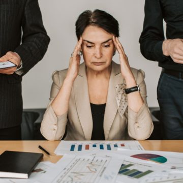 Hogyan érvényesíthető a munkavállalóval szemben kártérítési igény? – Szakértői összefoglaló egy kúriai döntés alapján!