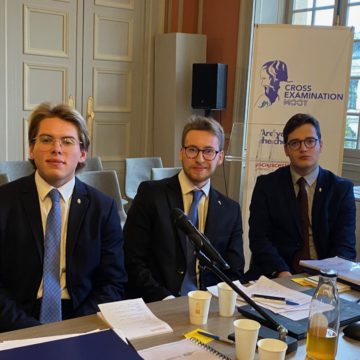 Elsöprő pázmányos siker egy rangos nemzetközi versenyen! – Második lett a PPKE JÁK csapata a CEM Moot jogi szimulációs megmérettetésén
