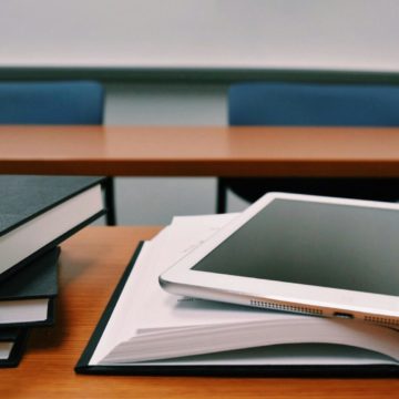 Küszöbön az iskolakezdés – Hogyan támogatja a kormányzat a pedagógusokat, a diákokat és a családokat a 2024/2025-ös tanévben?