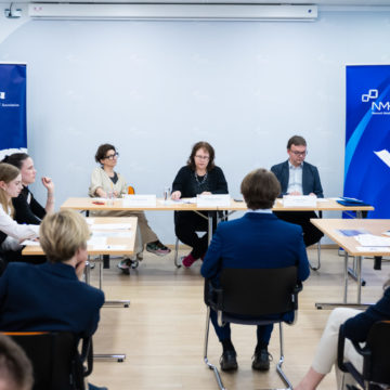 Az influenszer szülők megítélése médiatudatossági, adatvédelmi, etikai és jogi szempontból – Az NMHH adott otthont az ELSA Hungary Országos Perbeszédmondó Versenynek Az influenszer szülők megítélése médiatudatossági, adatvédelmi, etikai és jogi szempontból – Az NMHH adott otthont az ELSA Hungary Országos Perbeszédmondó Versenynek