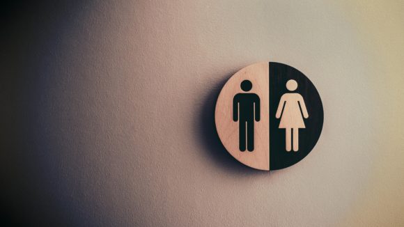 Egyenlő díjazás és bértranszparencia a munkahelyeken – Uniós jogszabály a nemek közötti bérszakadék felszámolására! – 1. rész