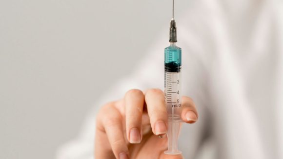 A kötelező védőoltások története és azok gyakorlati kérdései a bírósági eljárásban