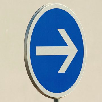 Új KRESZ 2026 – A gyengébbek védelmében – Mi változott és hogyan? – Társadalmi egyeztetésen a jogszabály-tervezet!